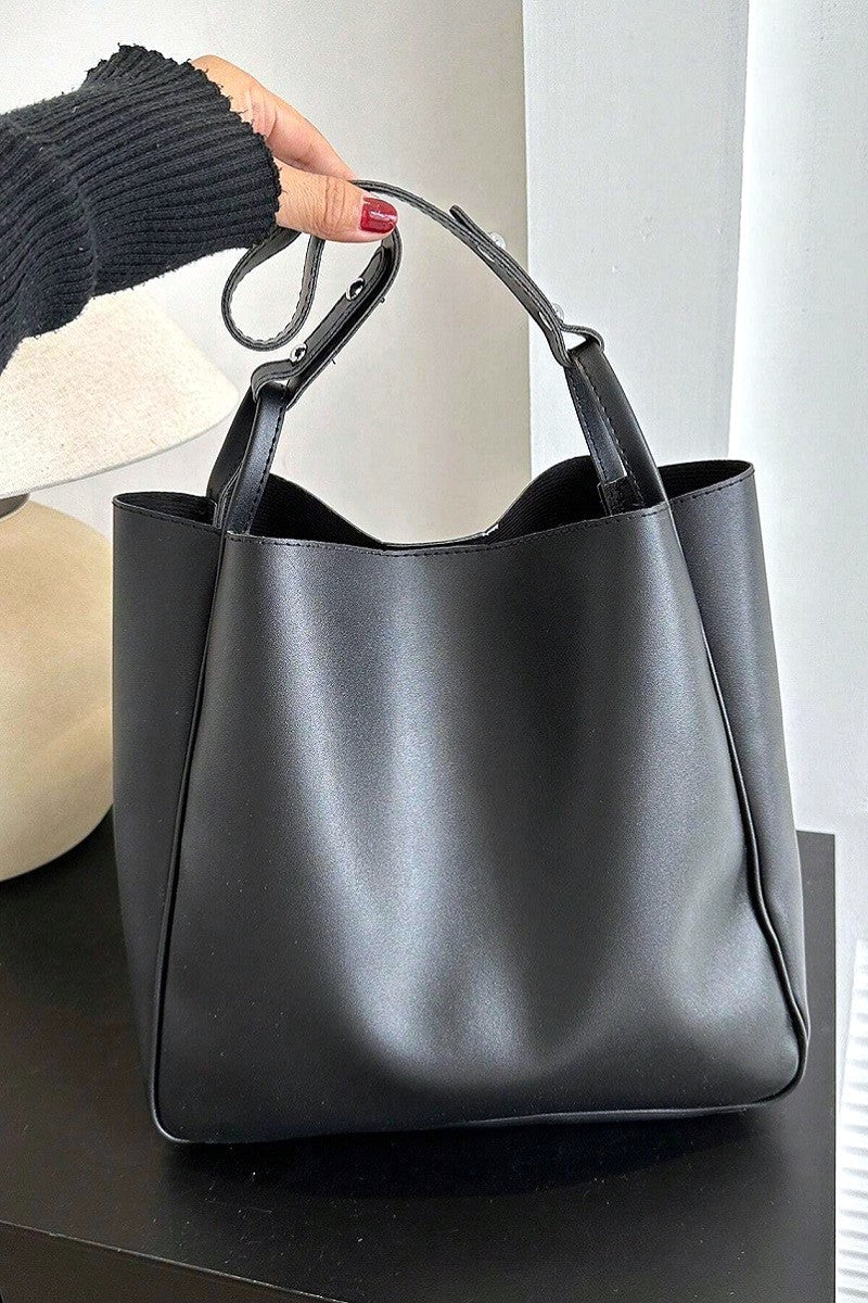 Simple Trendy Vegan Leather Shoulder Pouch Bag