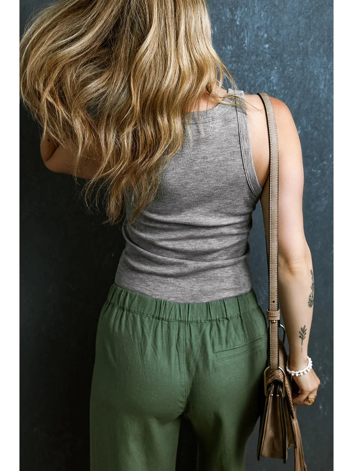 Basic Ribbed Knit Tank Top - Grey