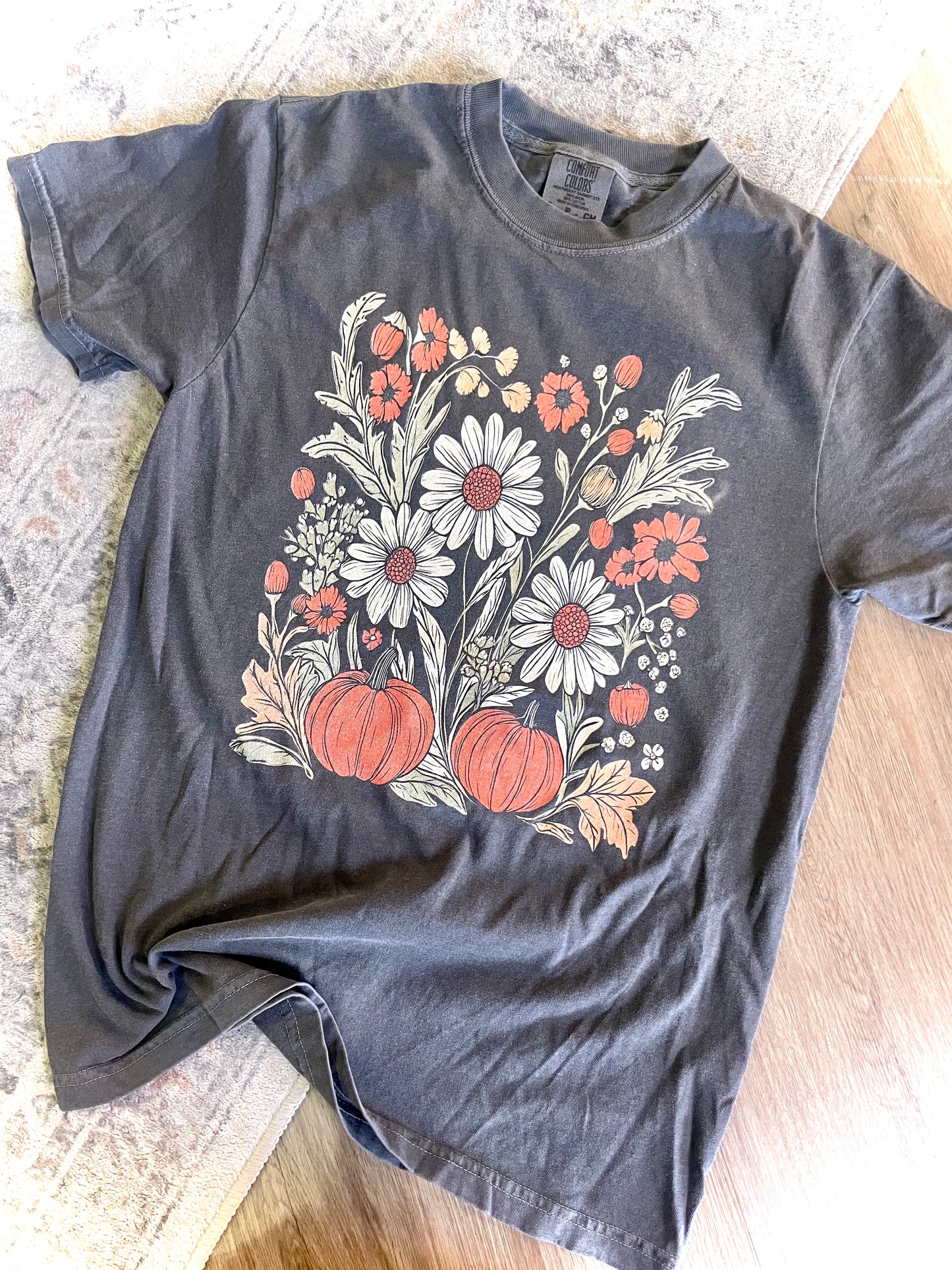 Fall Florals & Pumpkins Tee