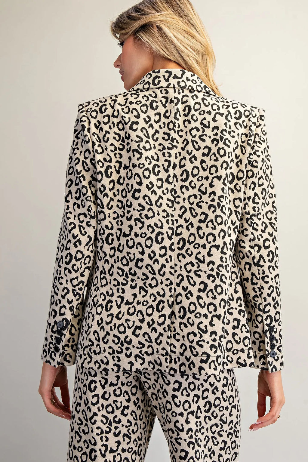 Leopard Pattern Side Flap Pocket Blazer