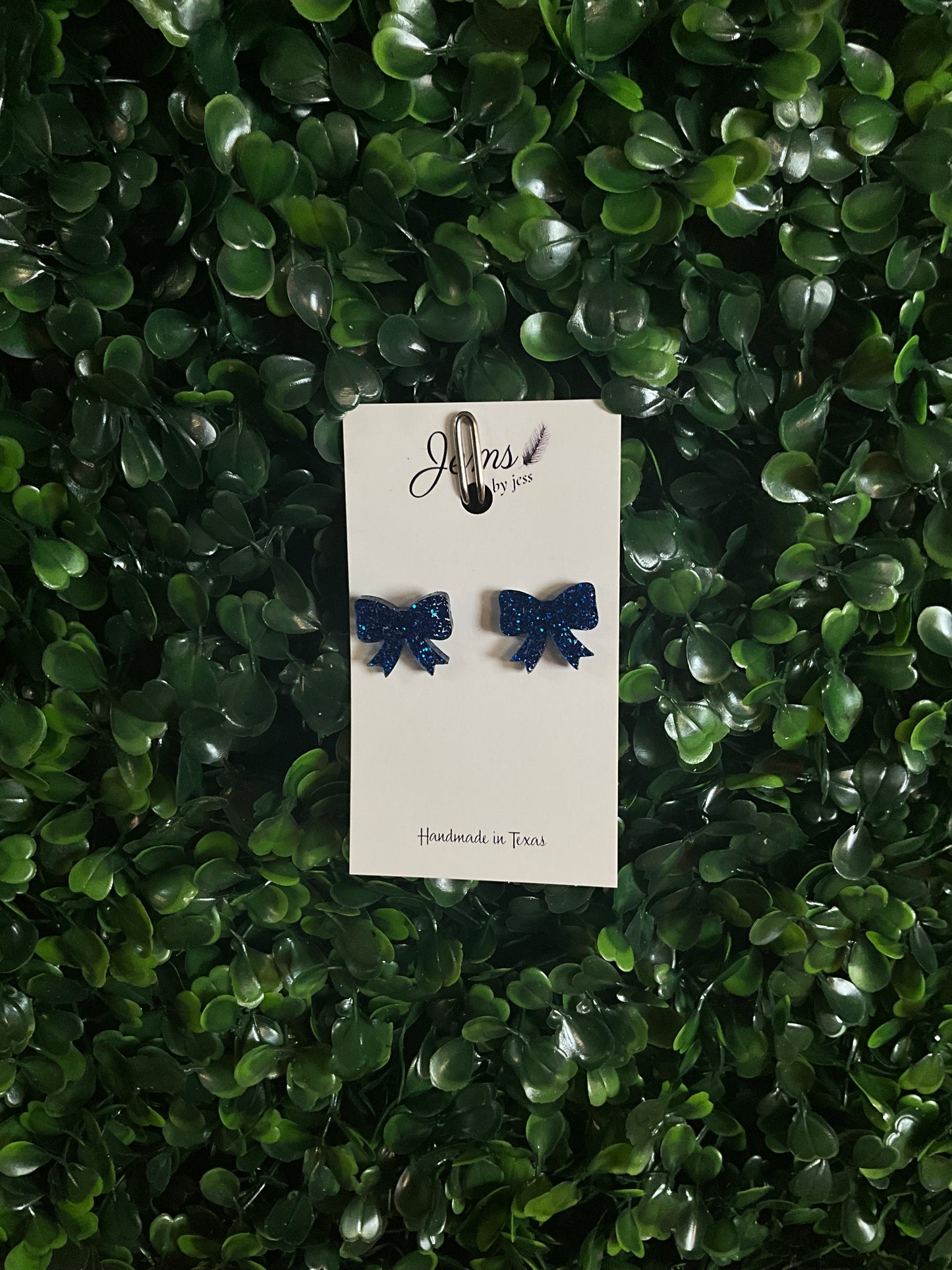 Acrylic Bow Studs