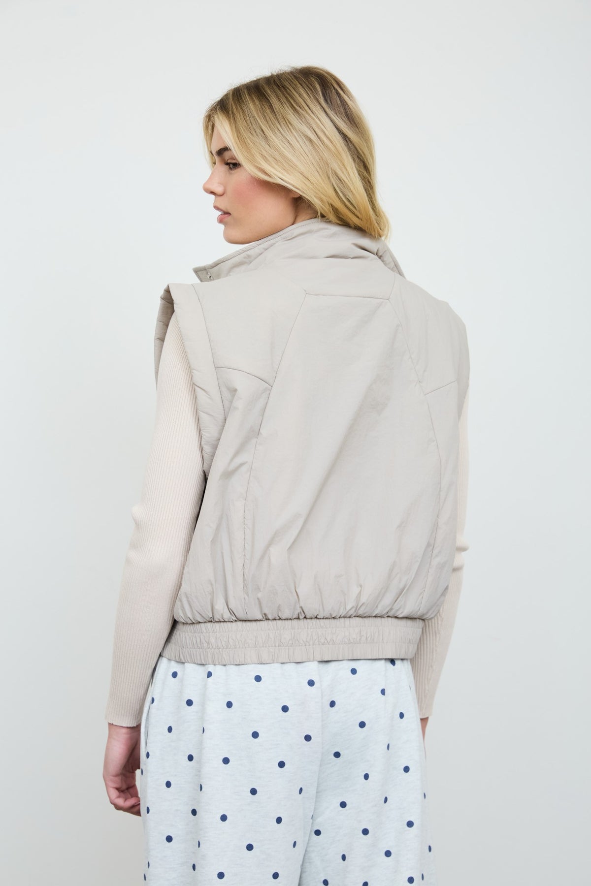 Cropped Mock Neck Cement Snap Puffer Vest