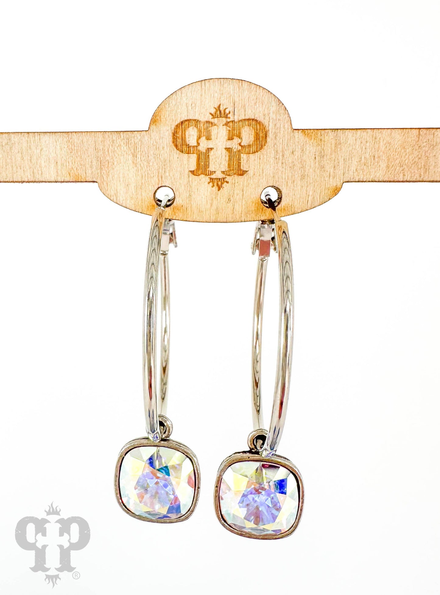 Square crystal hoop earring 1E508