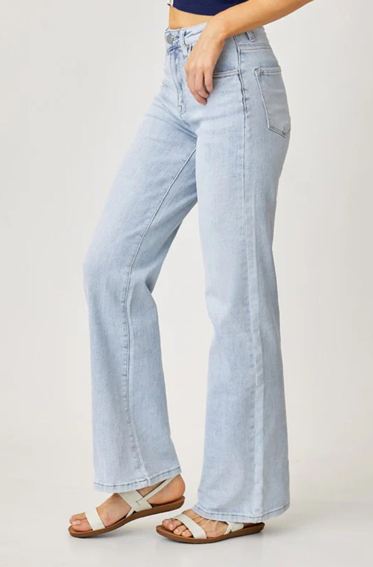 Risen High Rise Light Jean