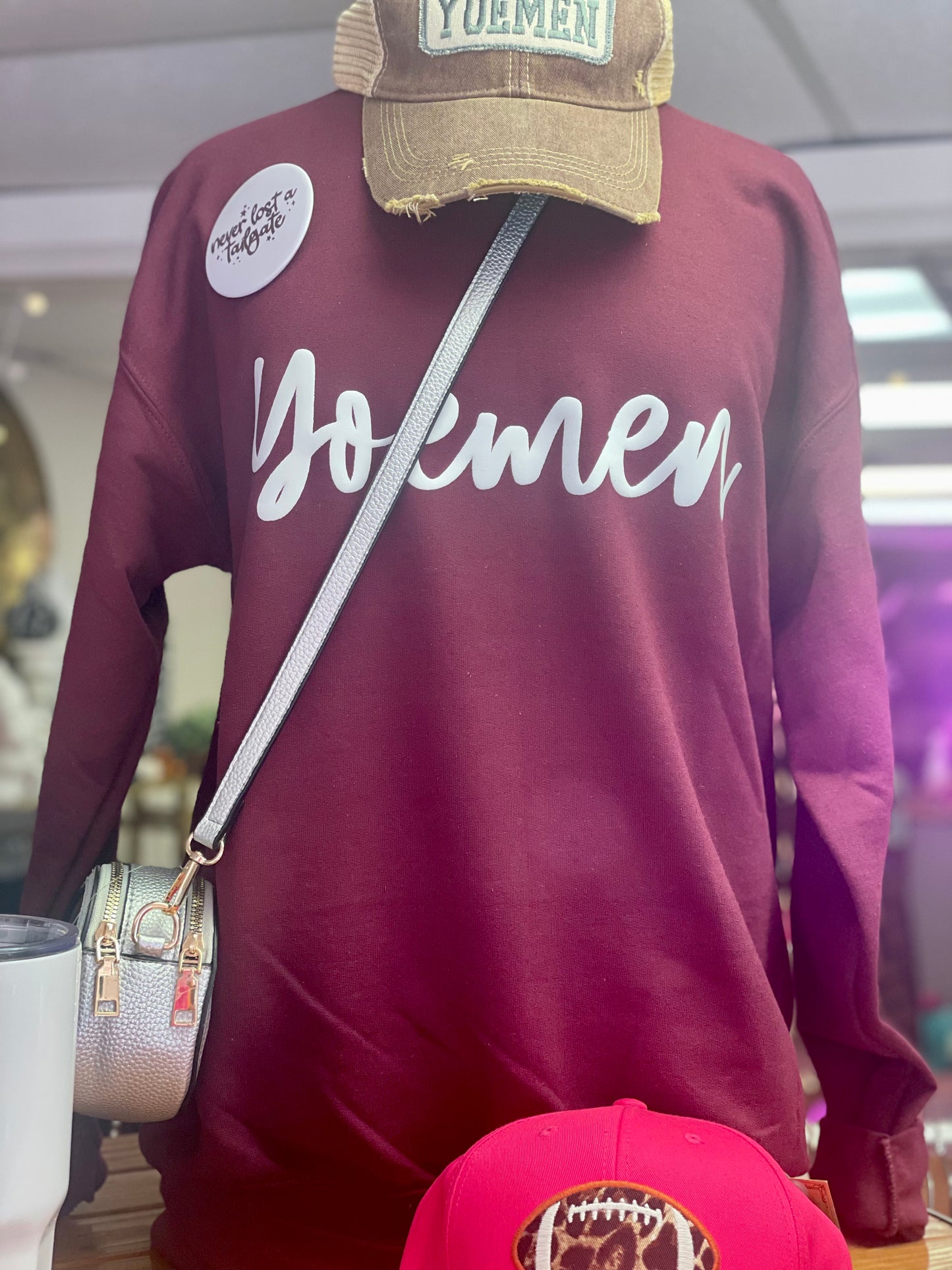 Yoemen Puff Cursive Sweatshirt