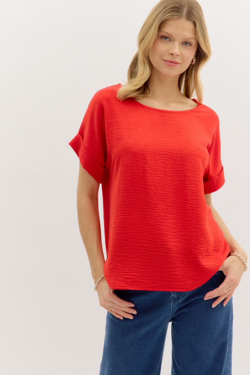 Entro Classic Round Neck Pullover Top